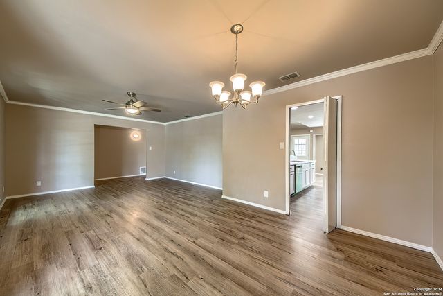 117 MOSSRIDGE, Universal City, TX 78148