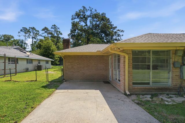 25611 Timber Lane Drive, Spring, TX 77386