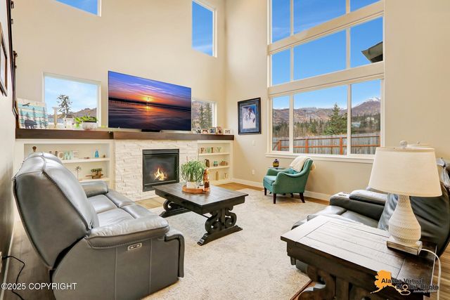 19141 Potter Highlands Drive, Anchorage, AK 99516