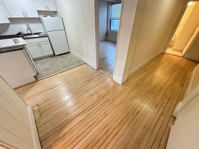 437 Cambridge Street 31, Boston, MA 02134