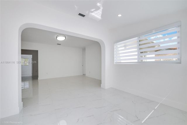 6337 SW 11th St, West Miami, FL 33144