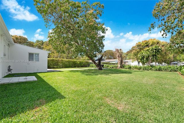 6337 SW 11th St, West Miami, FL 33144