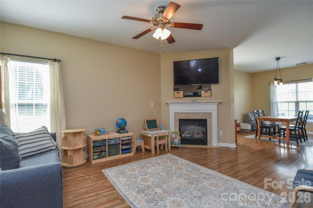 12222 Stratfield Place Circle, Pineville, NC 28134