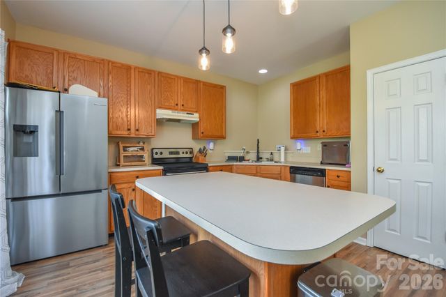 12222 Stratfield Place Circle, Pineville, NC 28134