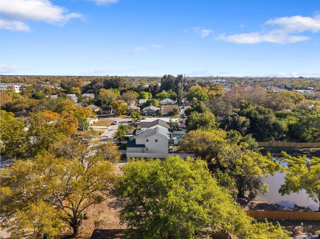 Image 11 of property listing at 5100 RENA STREET N, St Petersburg, FL 33709