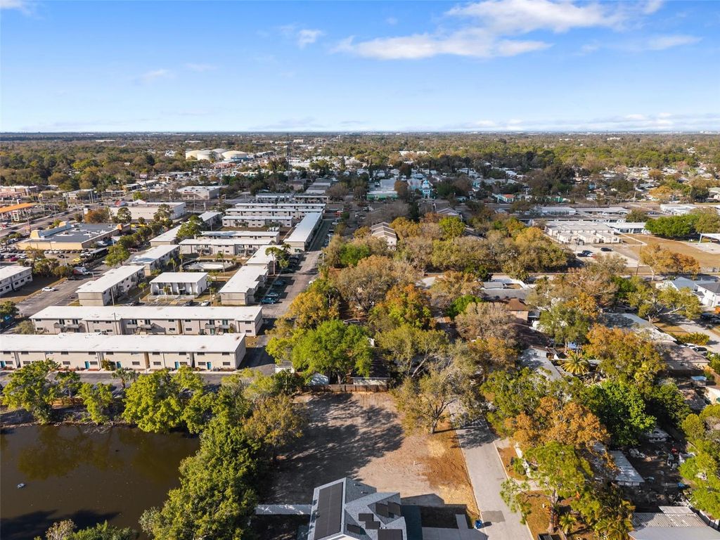 Image 17 of property listing at 5100 RENA STREET N, St Petersburg, FL 33709