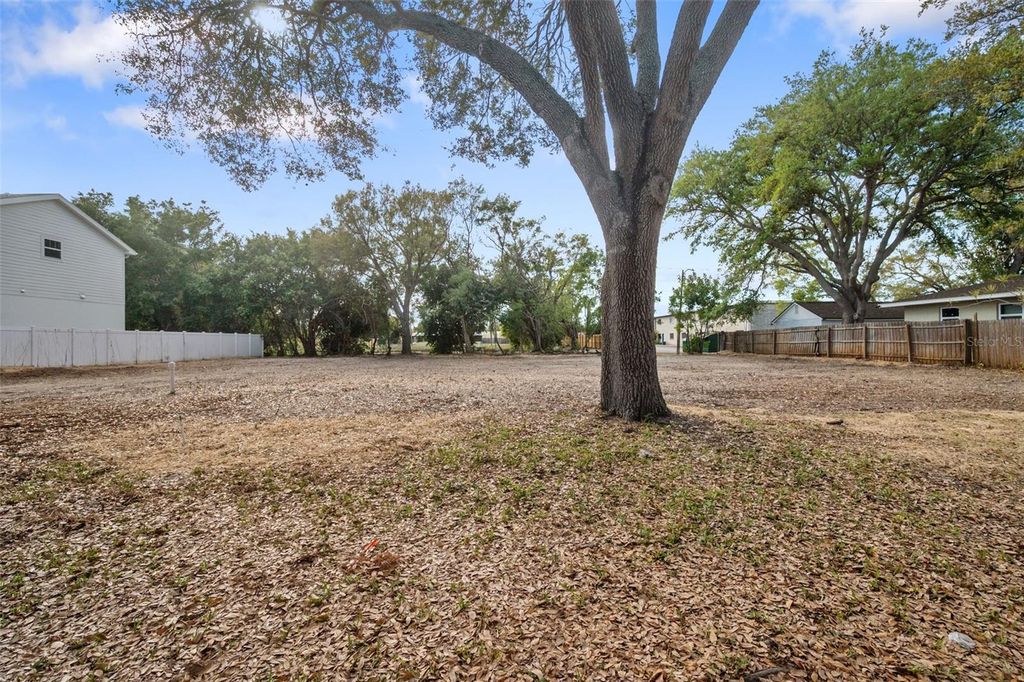 Image 31 of property listing at 5100 RENA STREET N, St Petersburg, FL 33709