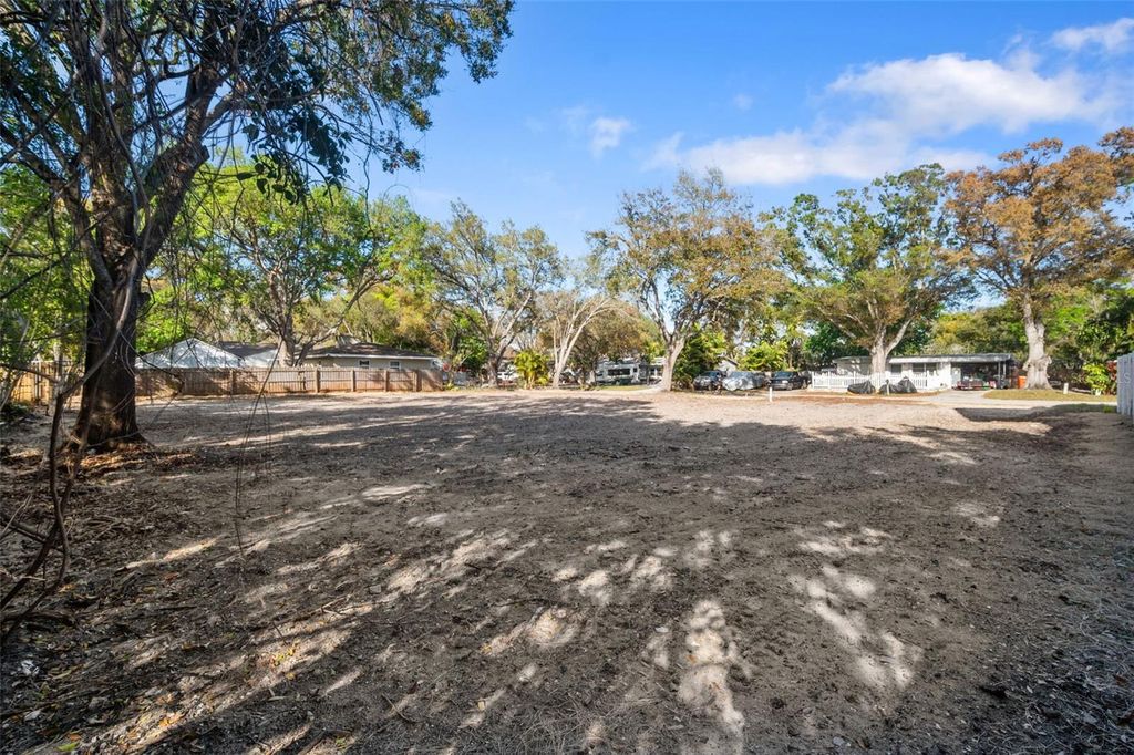 Image 34 of property listing at 5100 RENA STREET N, St Petersburg, FL 33709