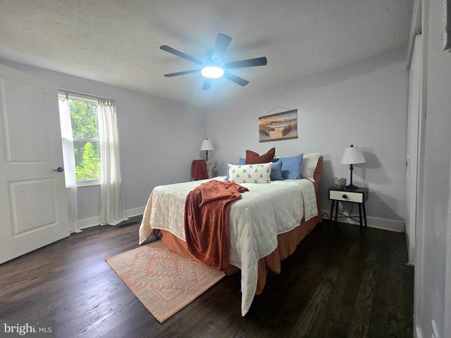 7917 COLCHESTER CT, Pasadena, MD 21122
