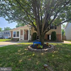 7917 COLCHESTER CT, Pasadena, MD 21122