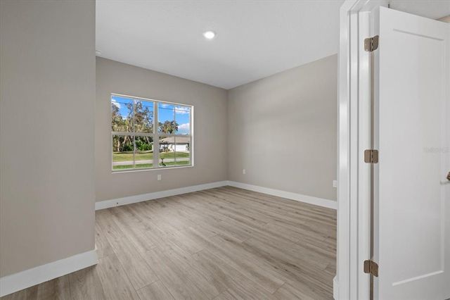 5 DEBRITA ROAD, North Port, FL 34291