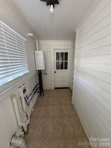 116 Cabarrus Avenue E, Concord, NC 28025