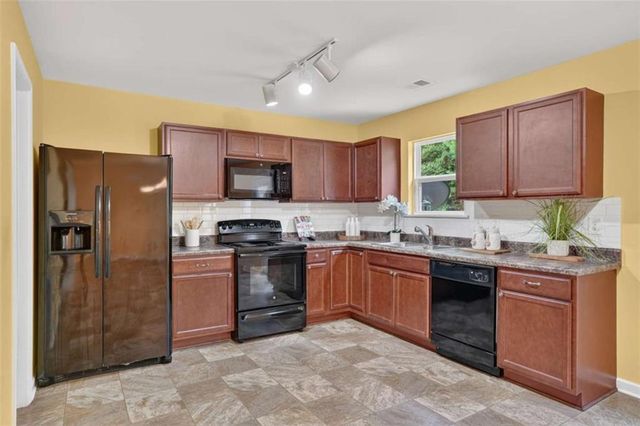 512 Brady Drive, Villa Rica, GA 30180