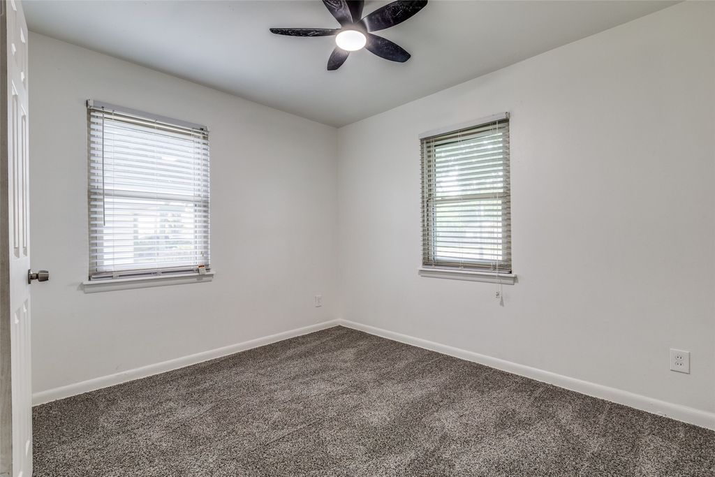 property-img