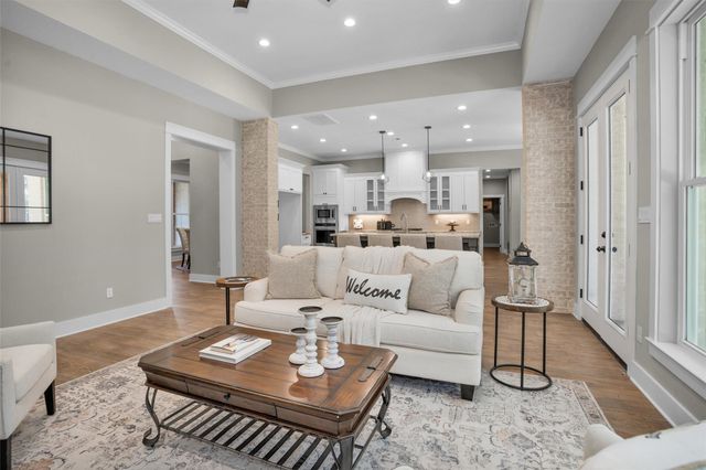 900 Lonestar Road, Huntsville, TX 77340