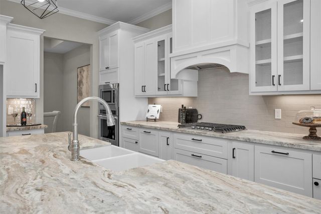 900 Lonestar Road, Huntsville, TX 77340