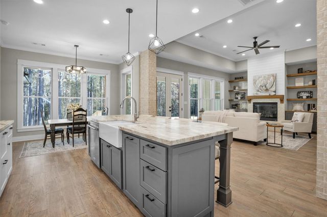 900 Lonestar Road, Huntsville, TX 77340