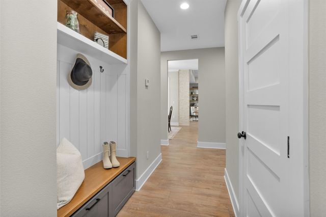 900 Lonestar Road, Huntsville, TX 77340