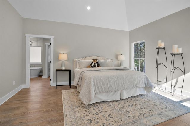 900 Lonestar Road, Huntsville, TX 77340