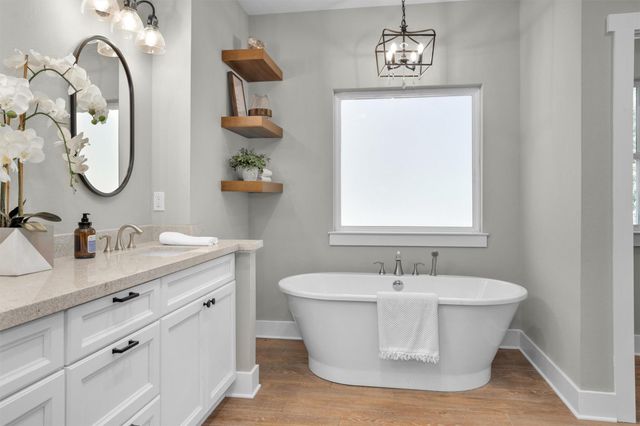 900 Lonestar Road, Huntsville, TX 77340