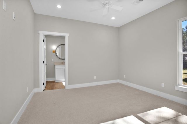 900 Lonestar Road, Huntsville, TX 77340