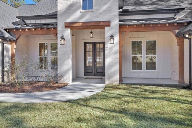 900 Lonestar Road, Huntsville, TX 77340