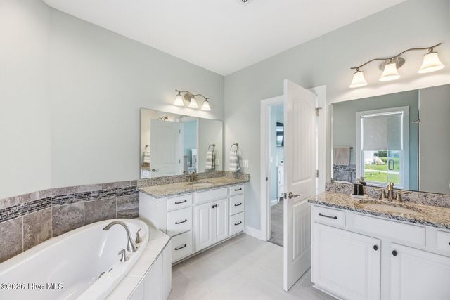 237 Marshside Landing, Holly Ridge, NC 28445