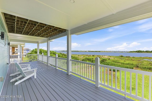 237 Marshside Landing, Holly Ridge, NC 28445