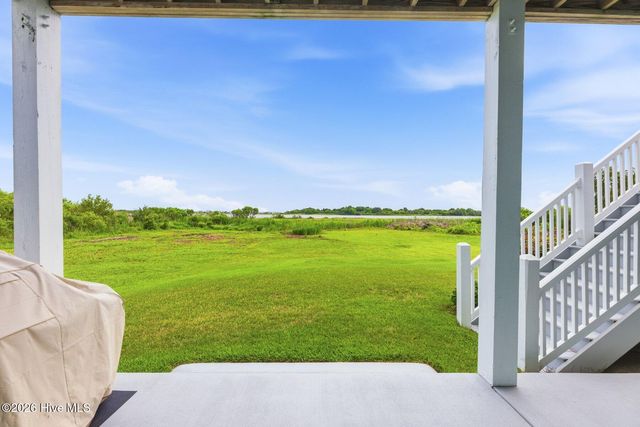 237 Marshside Landing, Holly Ridge, NC 28445
