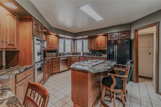 4401 Bogey Drive, Springdale, AR 72764