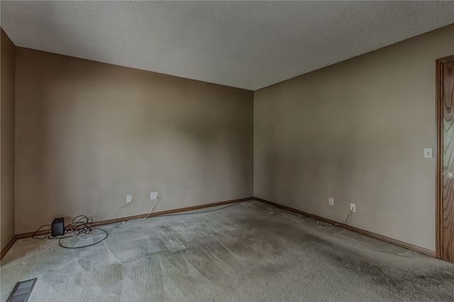 4401 Bogey Drive, Springdale, AR 72764