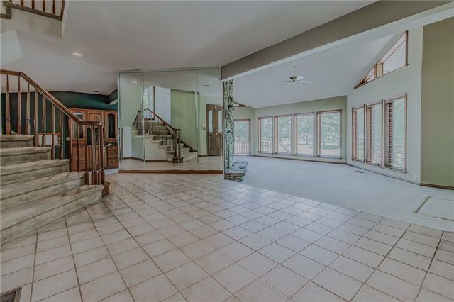 4401 Bogey Drive, Springdale, AR 72764