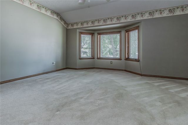 4401 Bogey Drive, Springdale, AR 72764