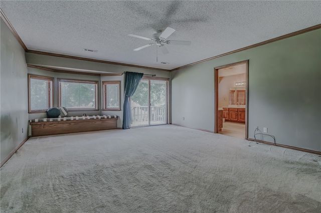 4401 Bogey Drive, Springdale, AR 72764