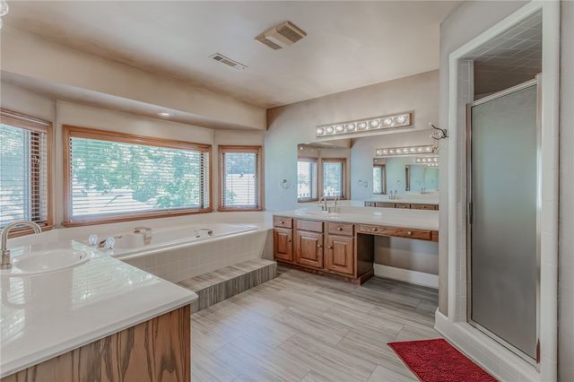 4401 Bogey Drive, Springdale, AR 72764