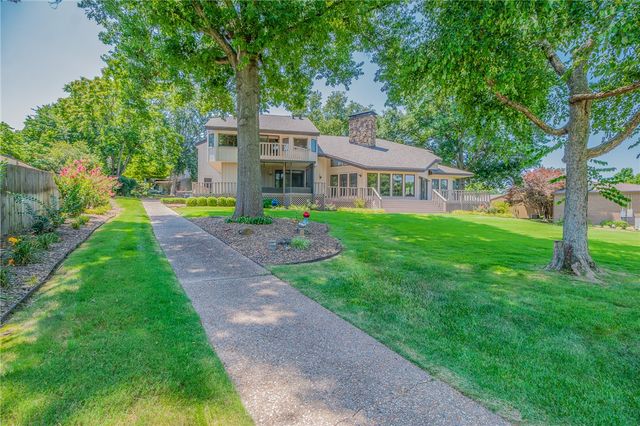 4401 Bogey Drive, Springdale, AR 72764
