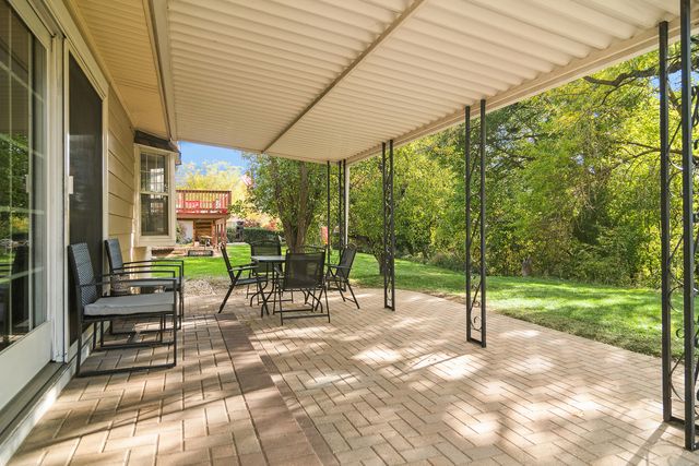 3780 N FIRESTONE Drive, Hoffman Estates, IL 60192