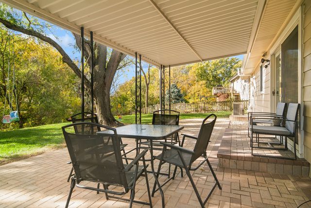 3780 N FIRESTONE Drive, Hoffman Estates, IL 60192