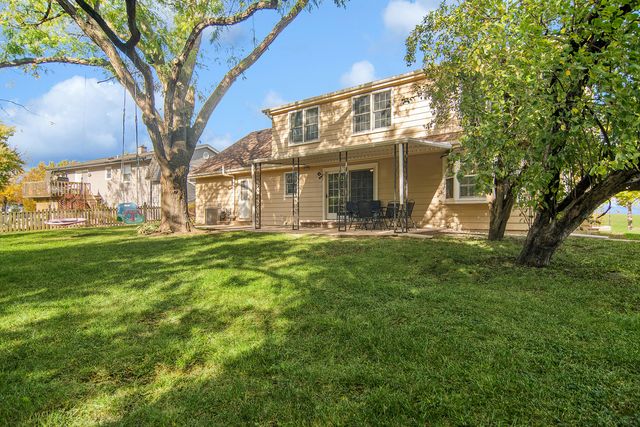 3780 N FIRESTONE Drive, Hoffman Estates, IL 60192