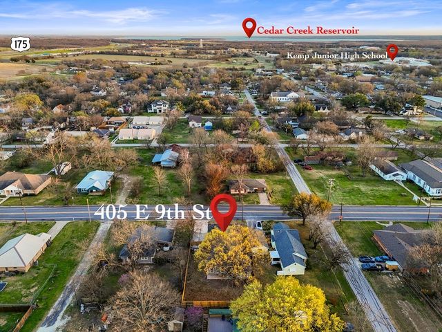 405 E 9th Street, Kemp, TX 75143