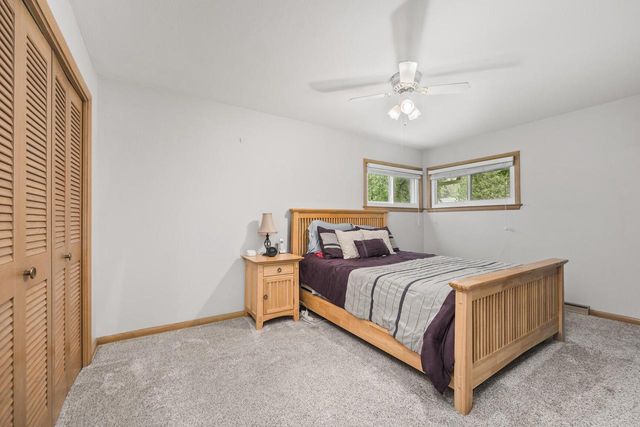 4212 W Scenic AVENUE, Mequon, WI 53092