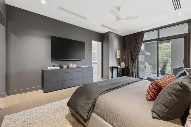 2710 Steel Street 405, Houston, TX 77098