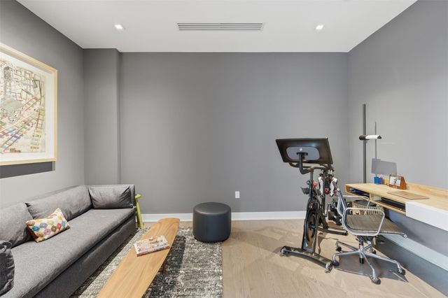 2710 Steel Street 405, Houston, TX 77098