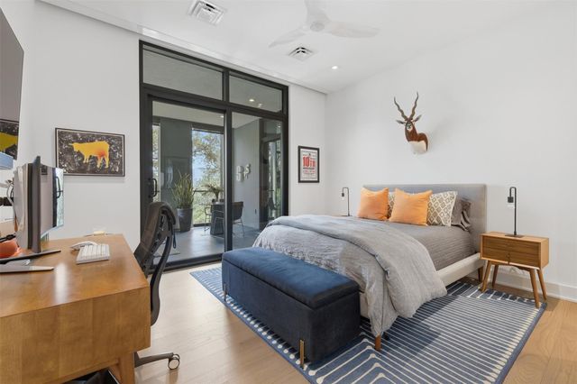 2710 Steel Street 405, Houston, TX 77098