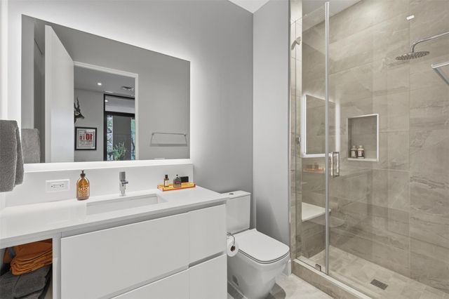 2710 Steel Street 405, Houston, TX 77098