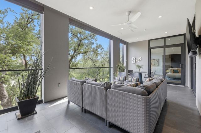2710 Steel Street 405, Houston, TX 77098