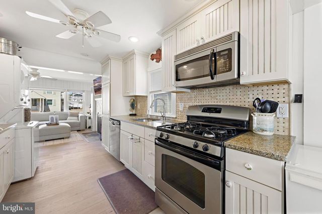 8 E MARYLAND AVE, Long Beach Township, NJ 08008