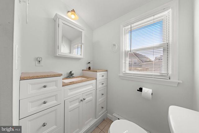 8 E MARYLAND AVE, Long Beach Township, NJ 08008