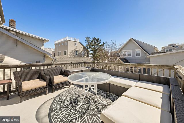 8 E MARYLAND AVE, Long Beach Township, NJ 08008