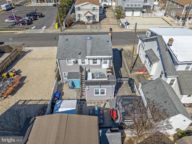 8 E MARYLAND AVE, Long Beach Township, NJ 08008
